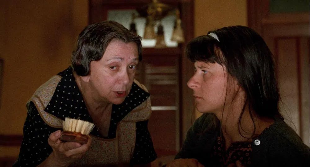 Almost lost generations: Judith Malina and Tracy Ullman shine in "Household Saints." / Photo courtesy of Kino Lorber.
